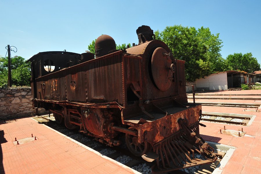 Dampflokomotiven und andere Hauptbahnhof Volos (8)